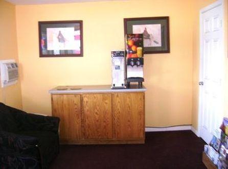 Executive Inn & Suites 레이크뷰 내부 사진