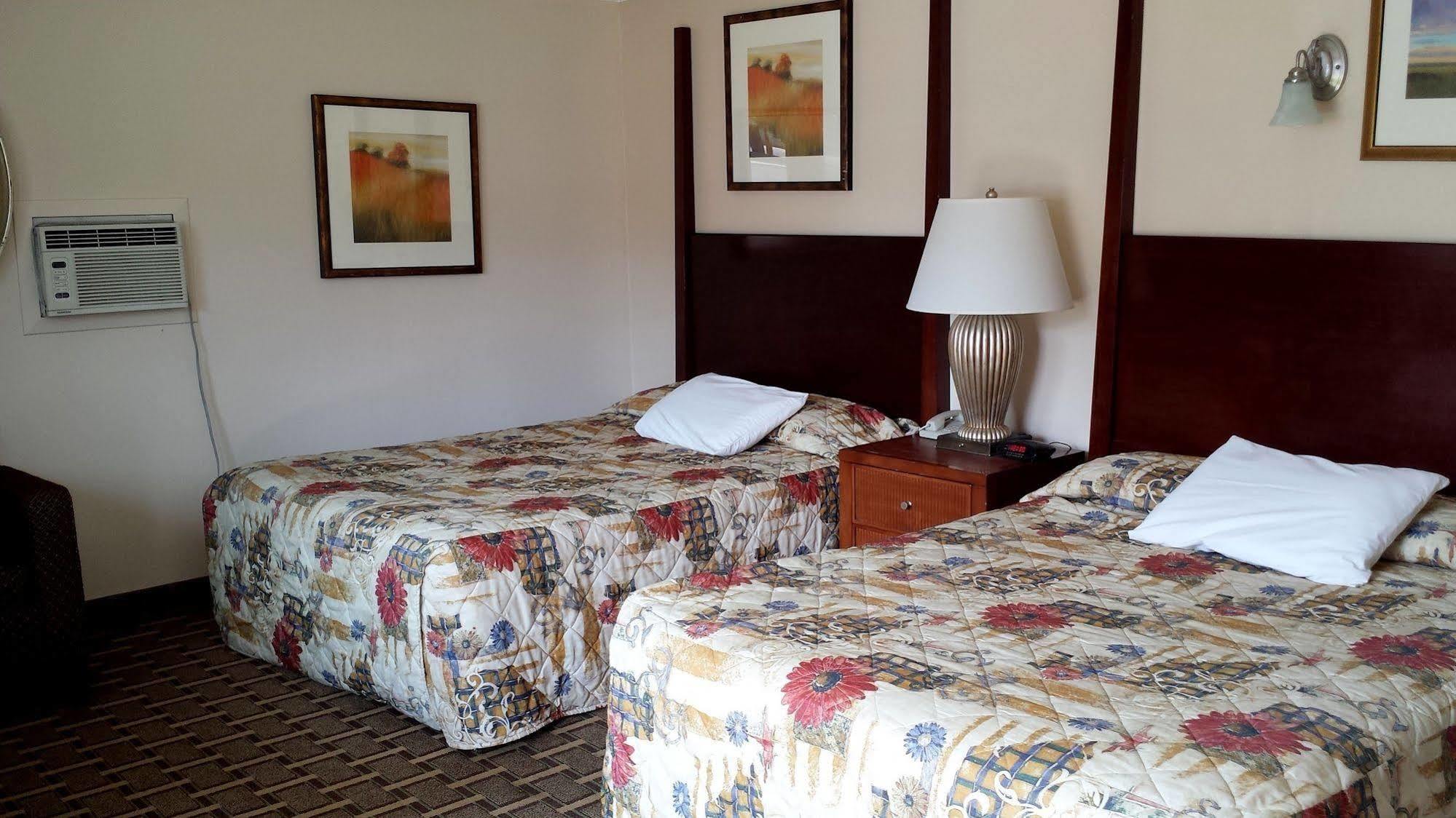 Executive Inn & Suites 레이크뷰 외부 사진